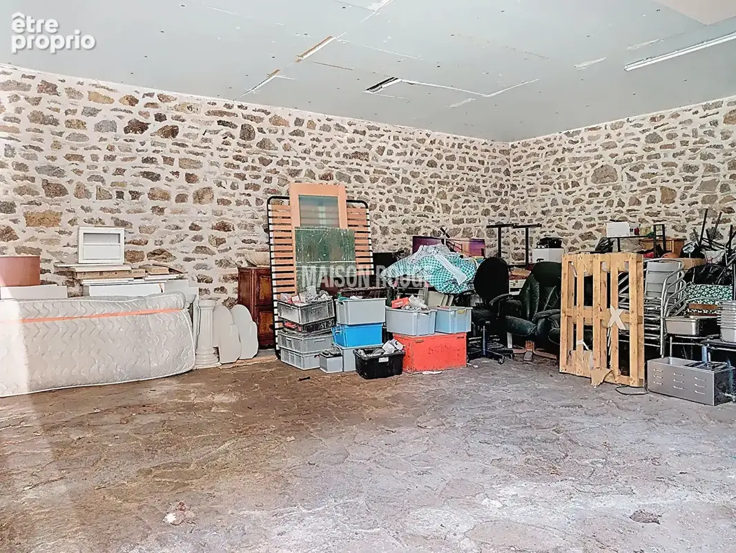Longère historique à rénover dans un cadre exceptionnel et appartement - photo 9