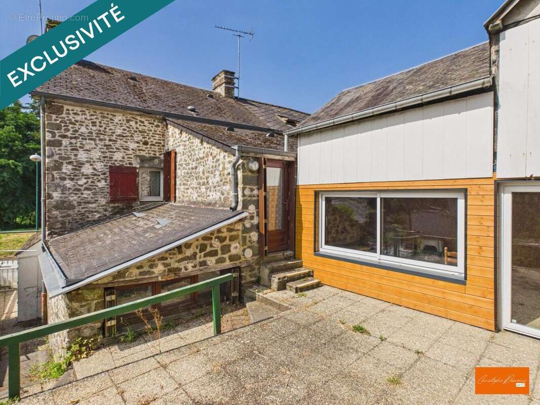 Maison 93 m² à Saint-Mars-Sur-Colmont  - photo 2