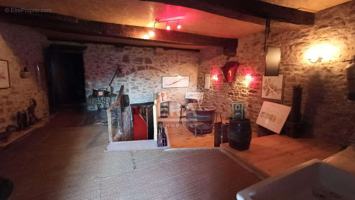 Maison à SAINT-AMOUR