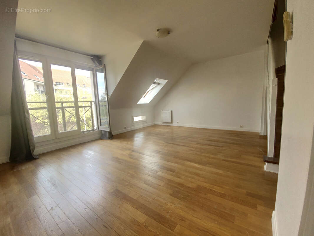 Appartement à RUEIL-MALMAISON