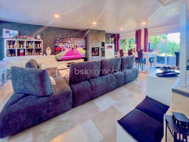 Maison à SAINT-GERMAIN-LES-CORBEIL