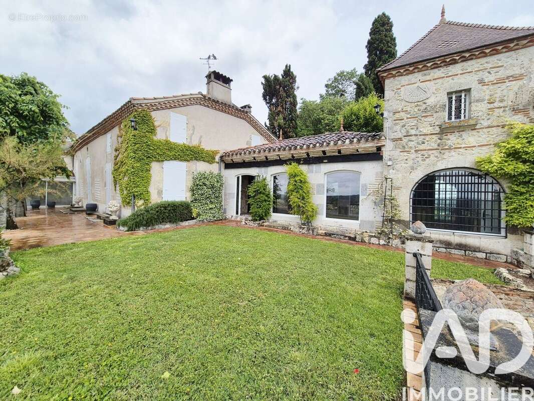 Maison 330 m² à Clermont-Dessous  - photo 2