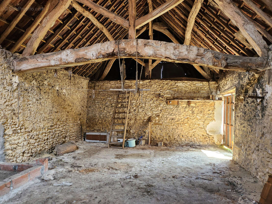 Maison à THOIRY