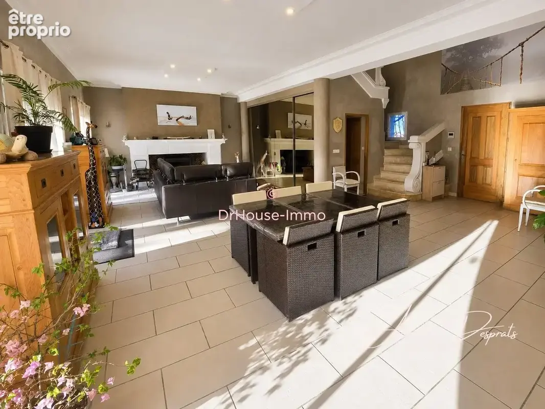 Maison 6 pièces 198 m² à vendre à Castelnau-De-Montmiral (81140) - photo 83