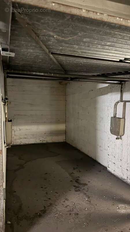 Parking à SAINT-MANDE