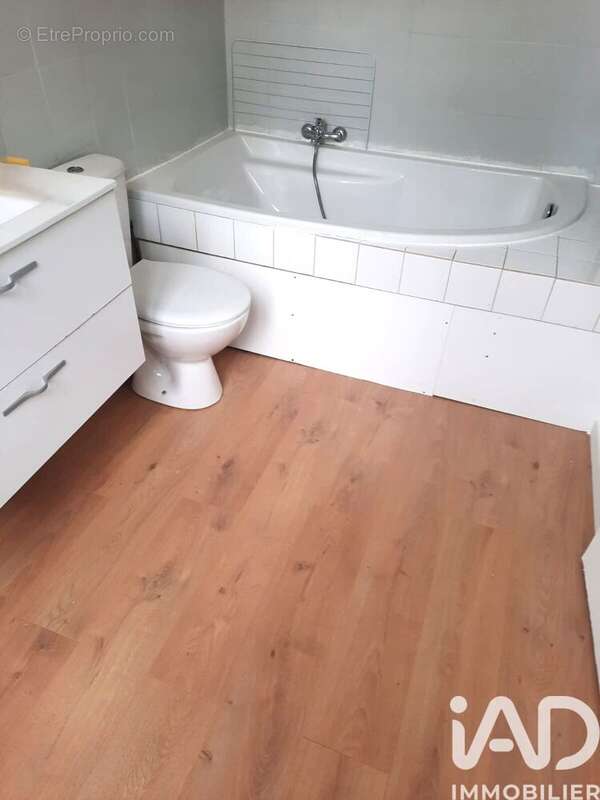 Photo 7 - Appartement à BAGNOLS-SUR-CEZE