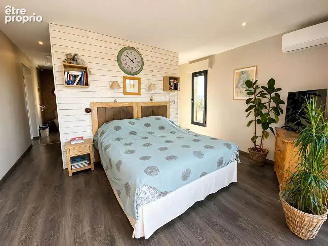 Villa contemporaine T6 avec piscine à moins de 10 minutes de CAHORS - photo 11