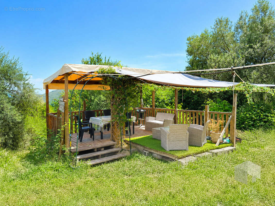 Maison à VIVIERS