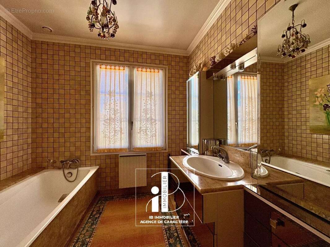 Maison à BOURRON-MARLOTTE