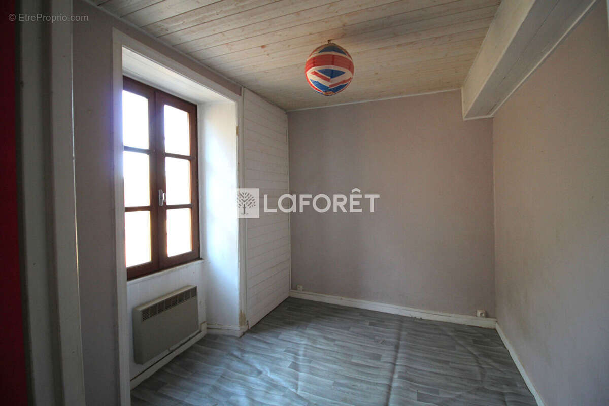 Maison en pierre Mareuil 3 pièces 52 m2 - Grange - Garage - Jardin - photo 8