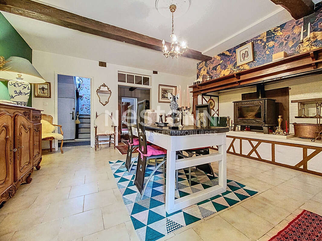 Maison à CASTELNAU-MAGNOAC