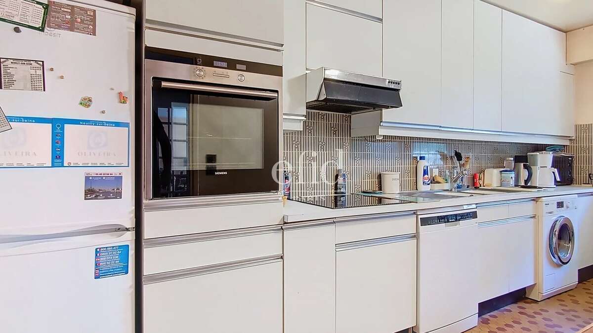 Appartement à NEUILLY-SUR-SEINE