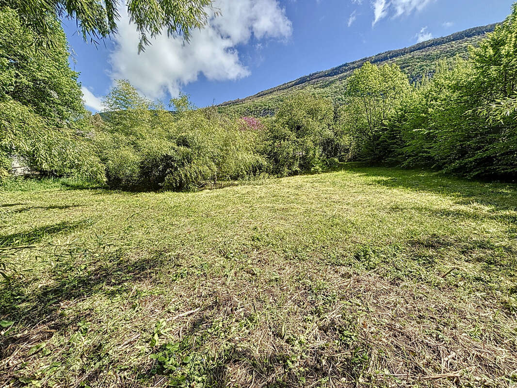 Terrain constructible 1762 m2 - Chindrieux - photo 5