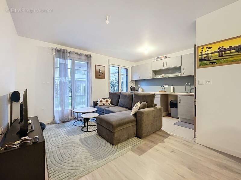 Appartement à SAINT-CYR-SUR-LOIRE