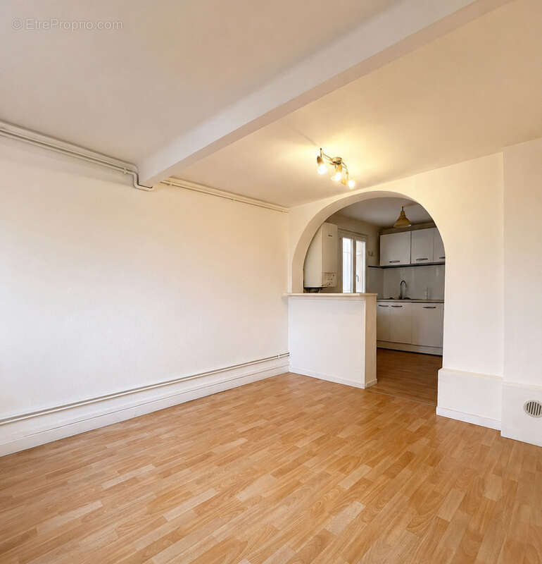 Appartement à LE BLANC-MESNIL