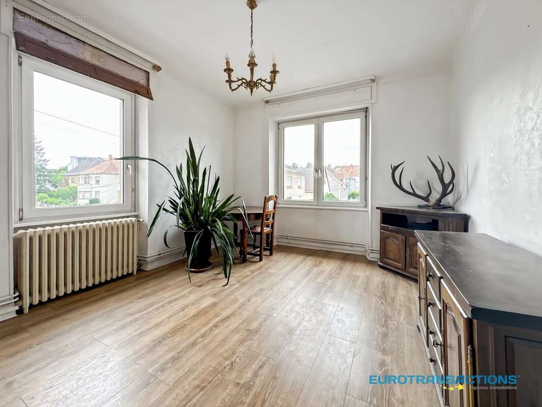 Centre-ville de SAVERNE, Appartement 4/5 pièces de 87 m² avec terrasse - photo 6