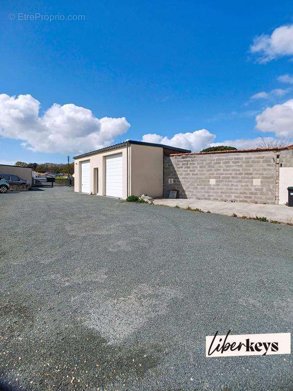 Terrain à LA TREMBLADE