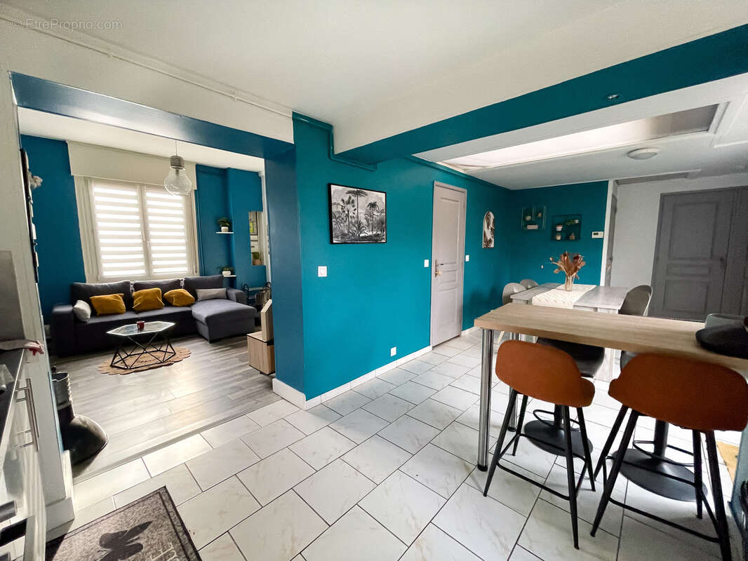 Maison à LA SENTINELLE