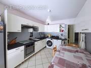 Photo 1 - Appartement à OULLINS