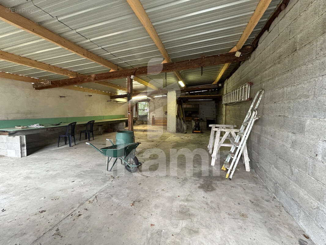 Opportunité rare terrain divisible + maison avec potentiel - photo 12