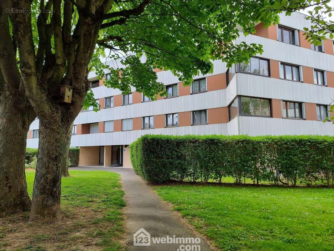 Appartement à VITRY-SUR-SEINE
