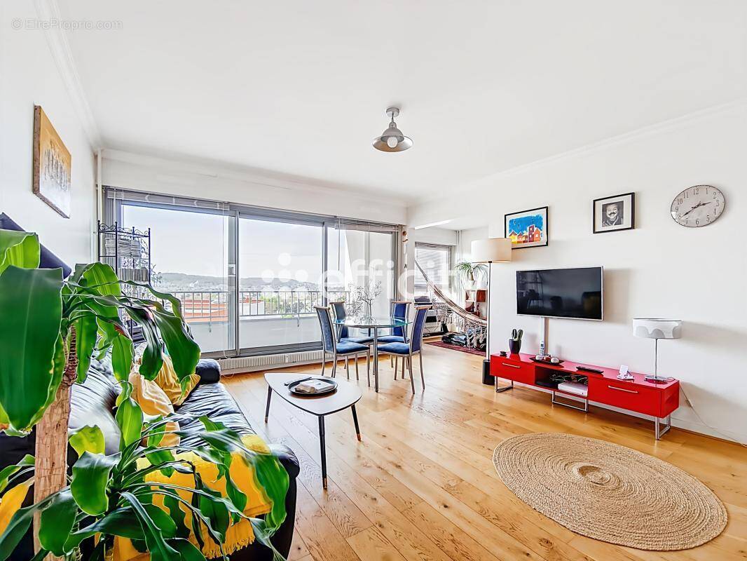 Appartement à SAINT-GRATIEN