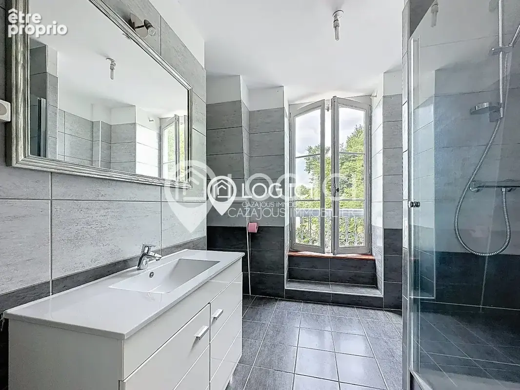 NAY - Vente Appartement T3 avec vue panoramique sur les Pyrénées - photo 9