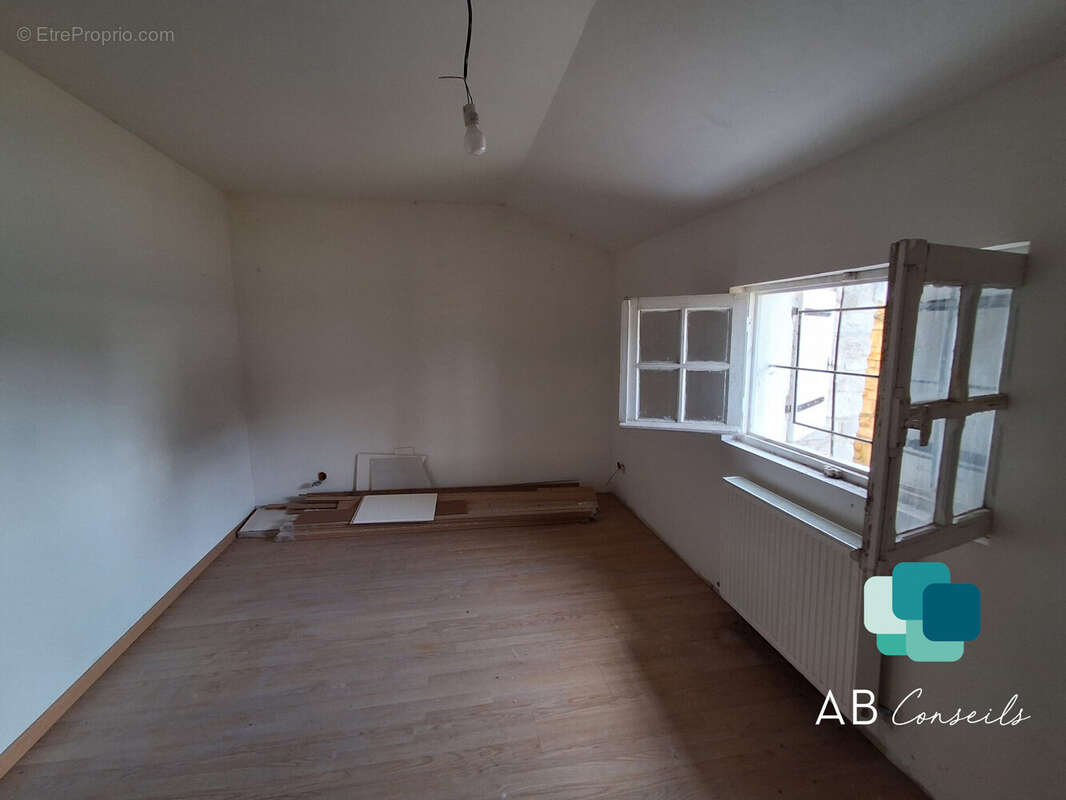 Maison à FRANQUEVILLE-SAINT-PIERRE