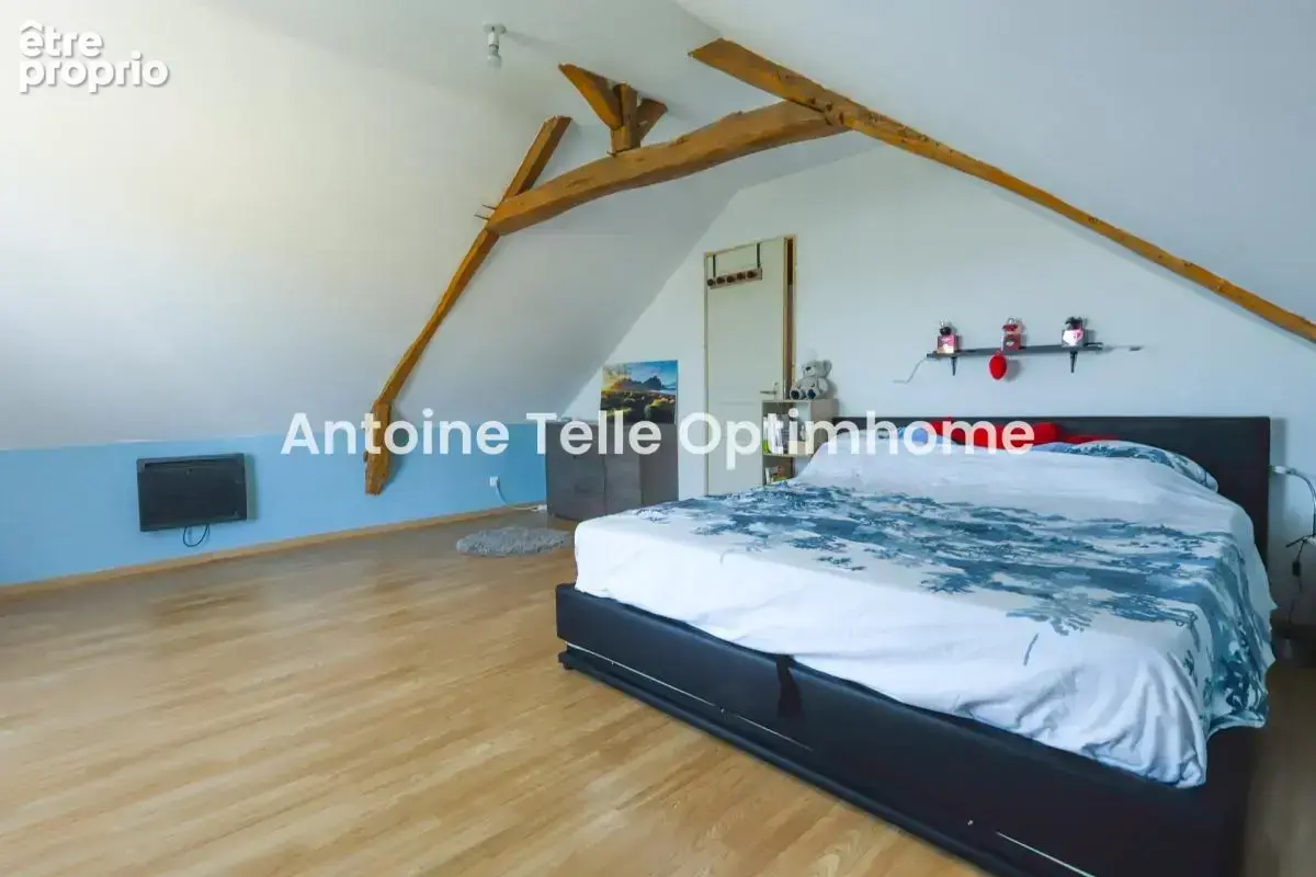 Saint-Souplet 59360 - Maison individuelle de 5 chambres, DPE D, stationnement privatif & jardin clos sur 930m² - photo 8