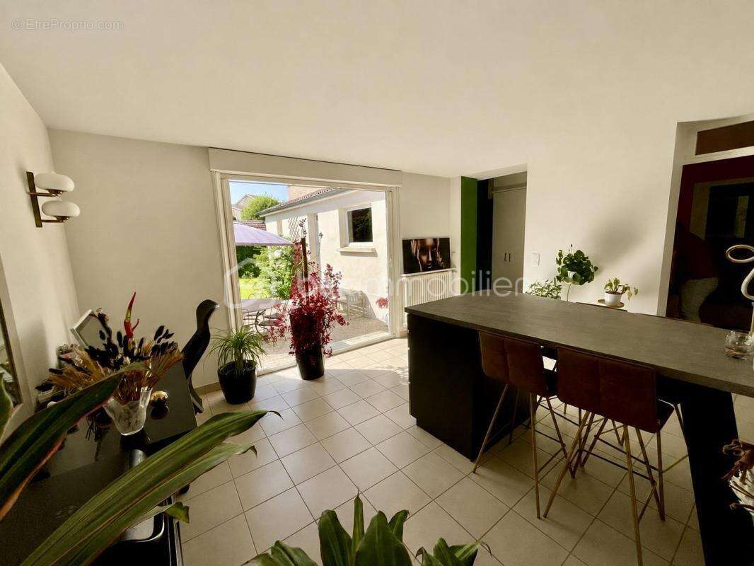 Maison de ville de 135 m² avec jardin - Proche préfécture - photo 5