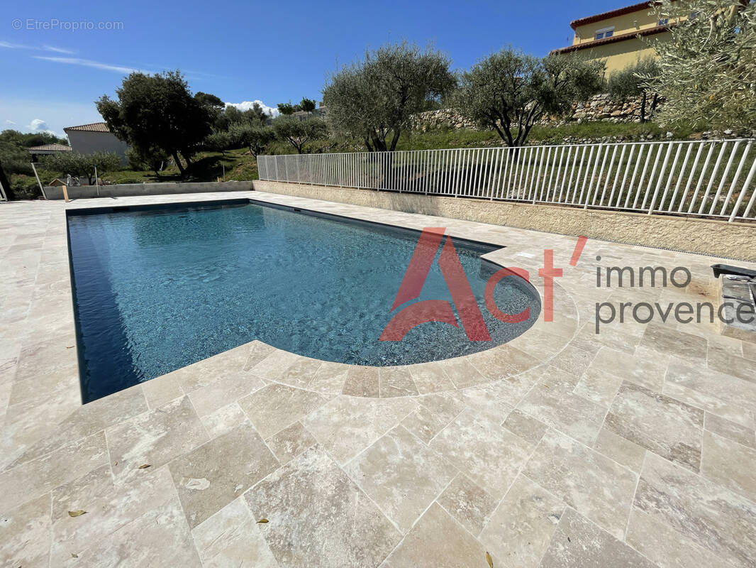 Commerce à DRAGUIGNAN