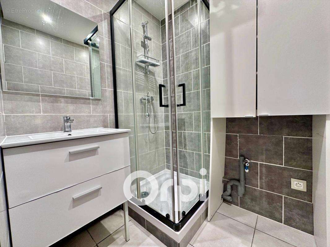 Appartement à SAINT-MARTIN-D&#039;HERES