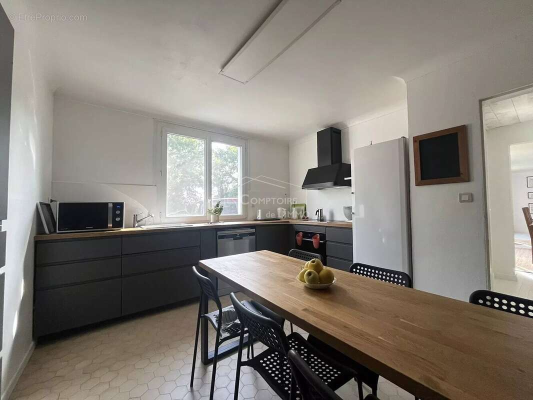 Maison à DONGES