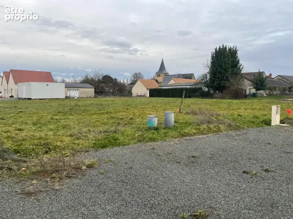 Terrain à VILLAINES-SOUS-MALICORNE