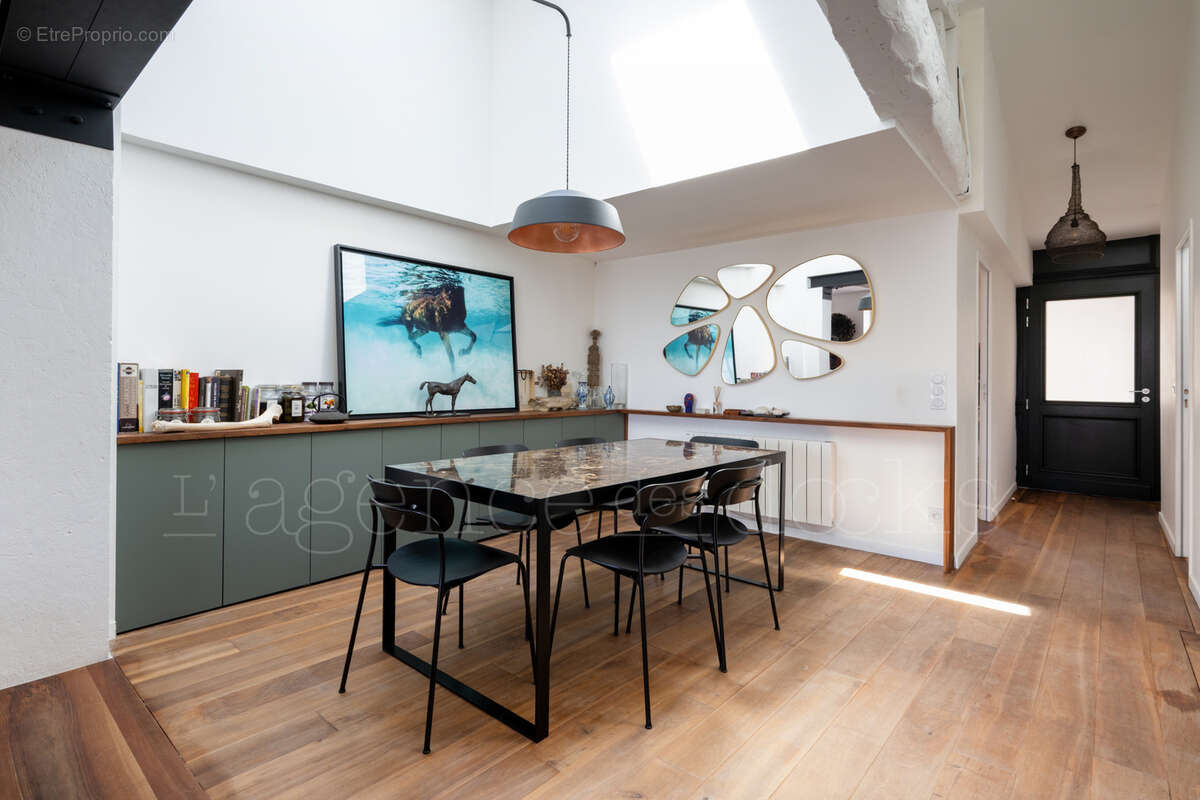 Bordeaux centre historique - magnifique appartement rénové avec belle vue - photo 8