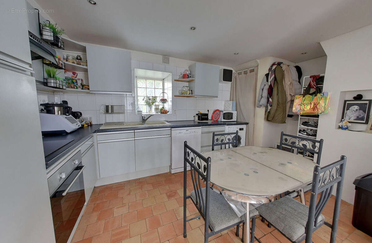 Appartement à SAINT-LEGER-EN-YVELINES