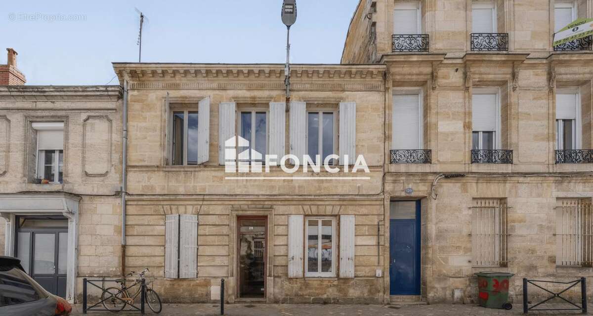 Appartement à BORDEAUX