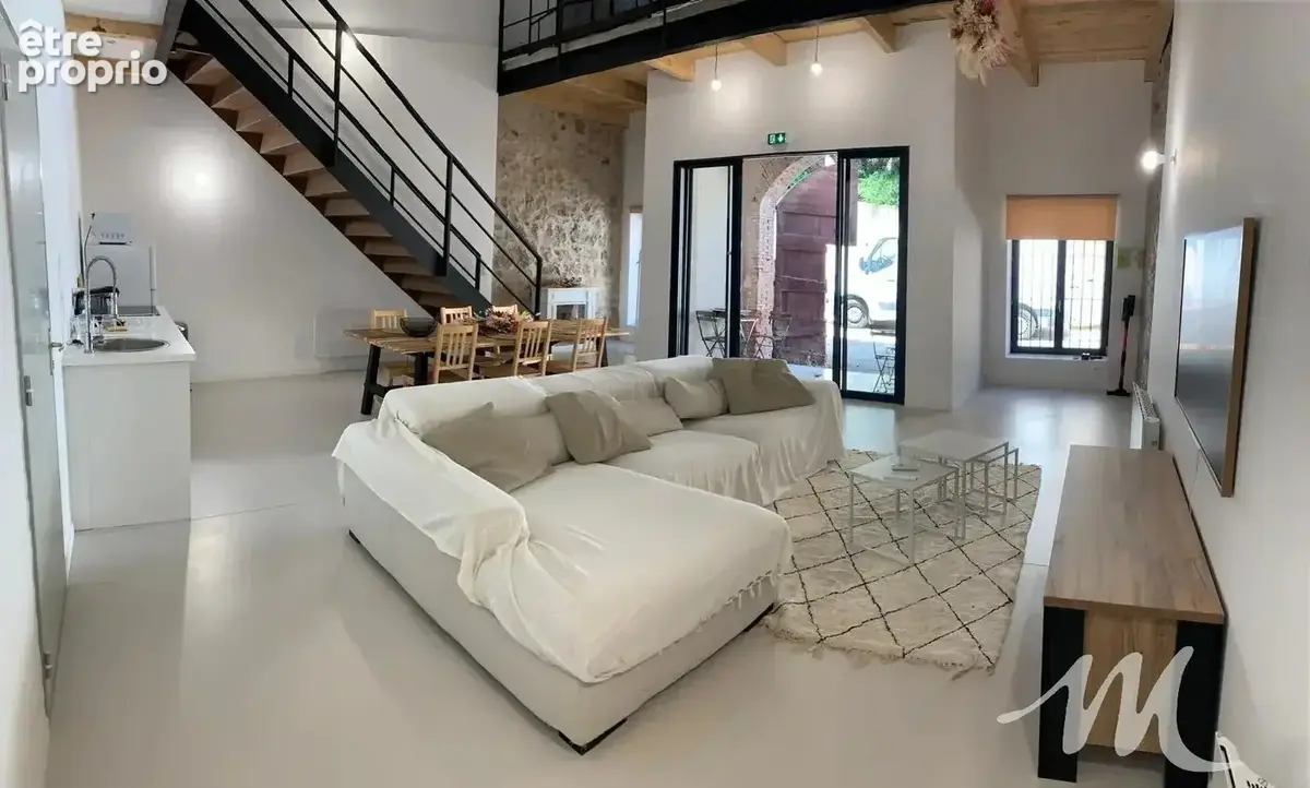 Barjols - maison atypique en pierre esprit loft - photo 3