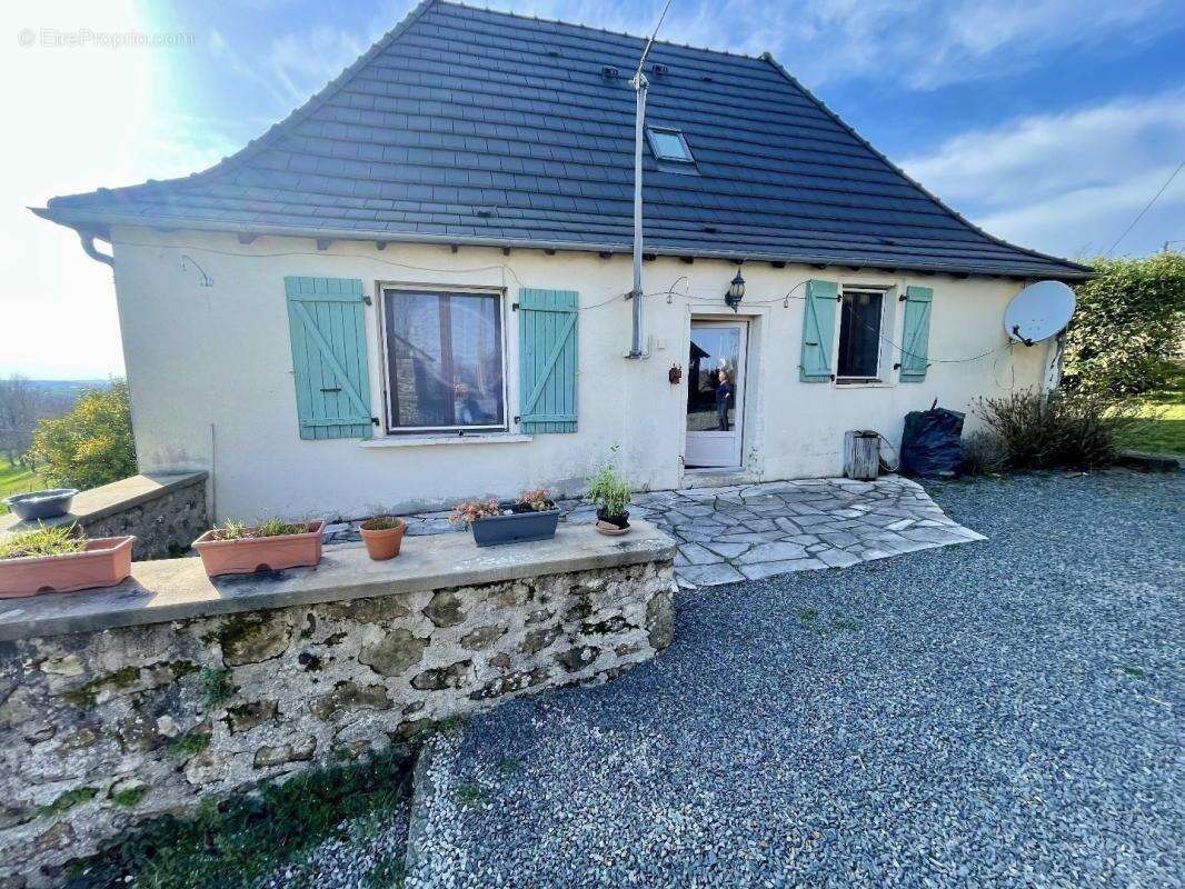 Maison à LASCAUX