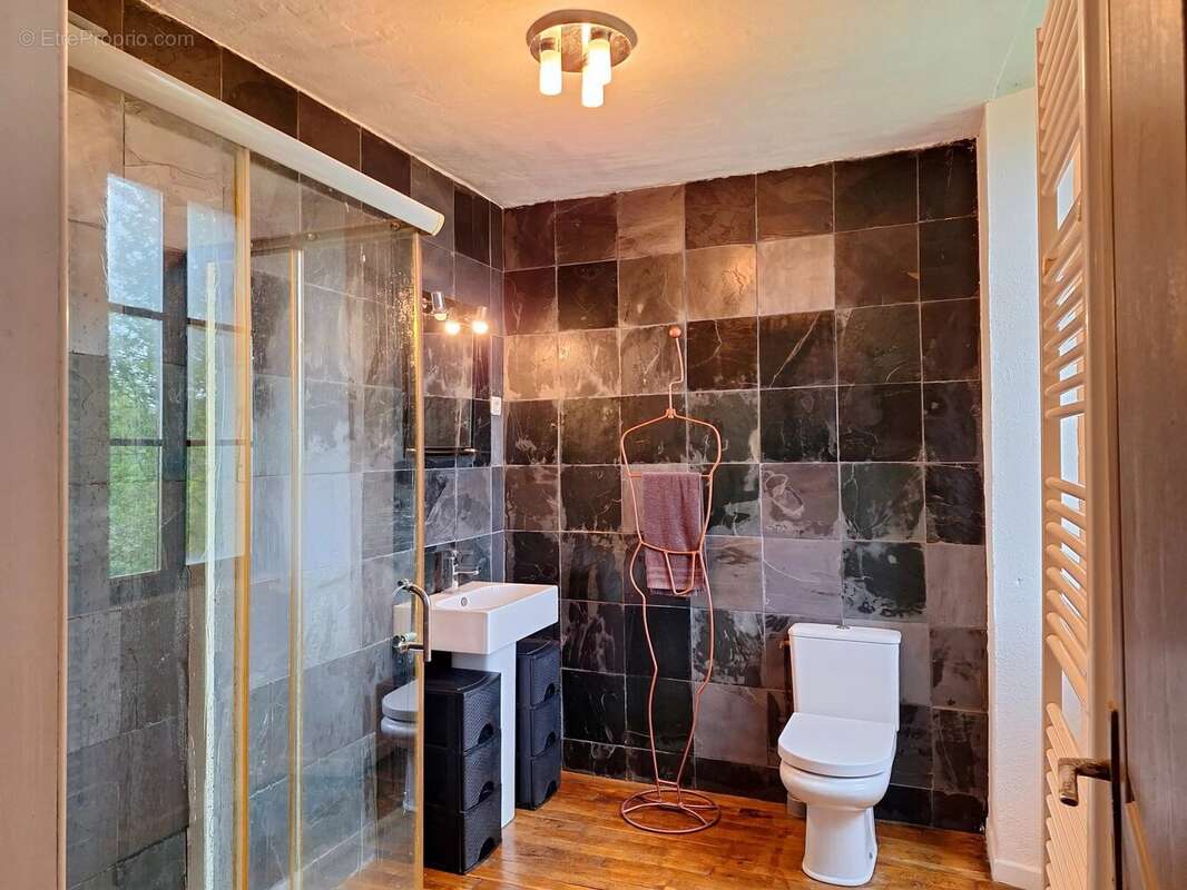 Maison à VILLEFRANCHE-DE-ROUERGUE