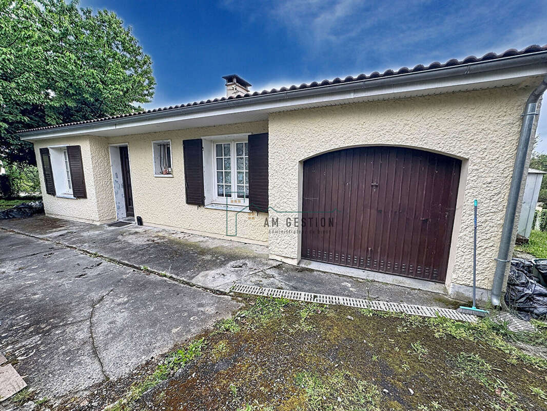 Maison à ROCHECHOUART