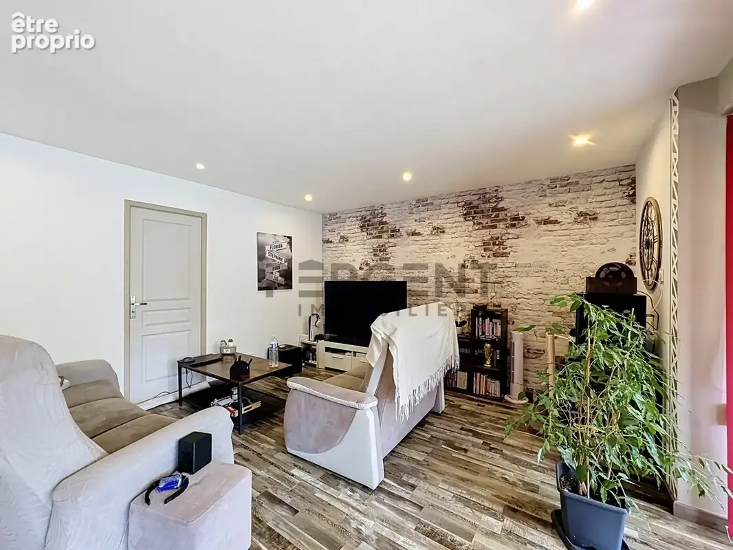 Maison 6 pièces 197 m² à vendre à Beaumont-En-Argonne (08210) - photo 3