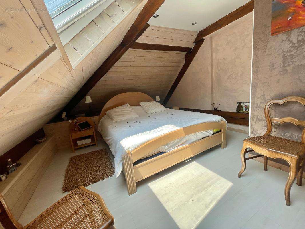 Maison à ALBY-SUR-CHERAN