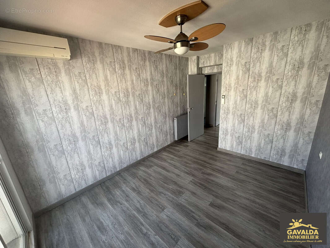 Chambre 2 - Appartement à PERPIGNAN