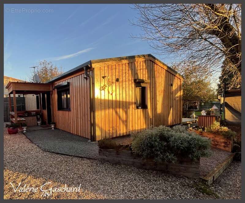 Maison à SAINT-SEURIN-SUR-L'ISLE