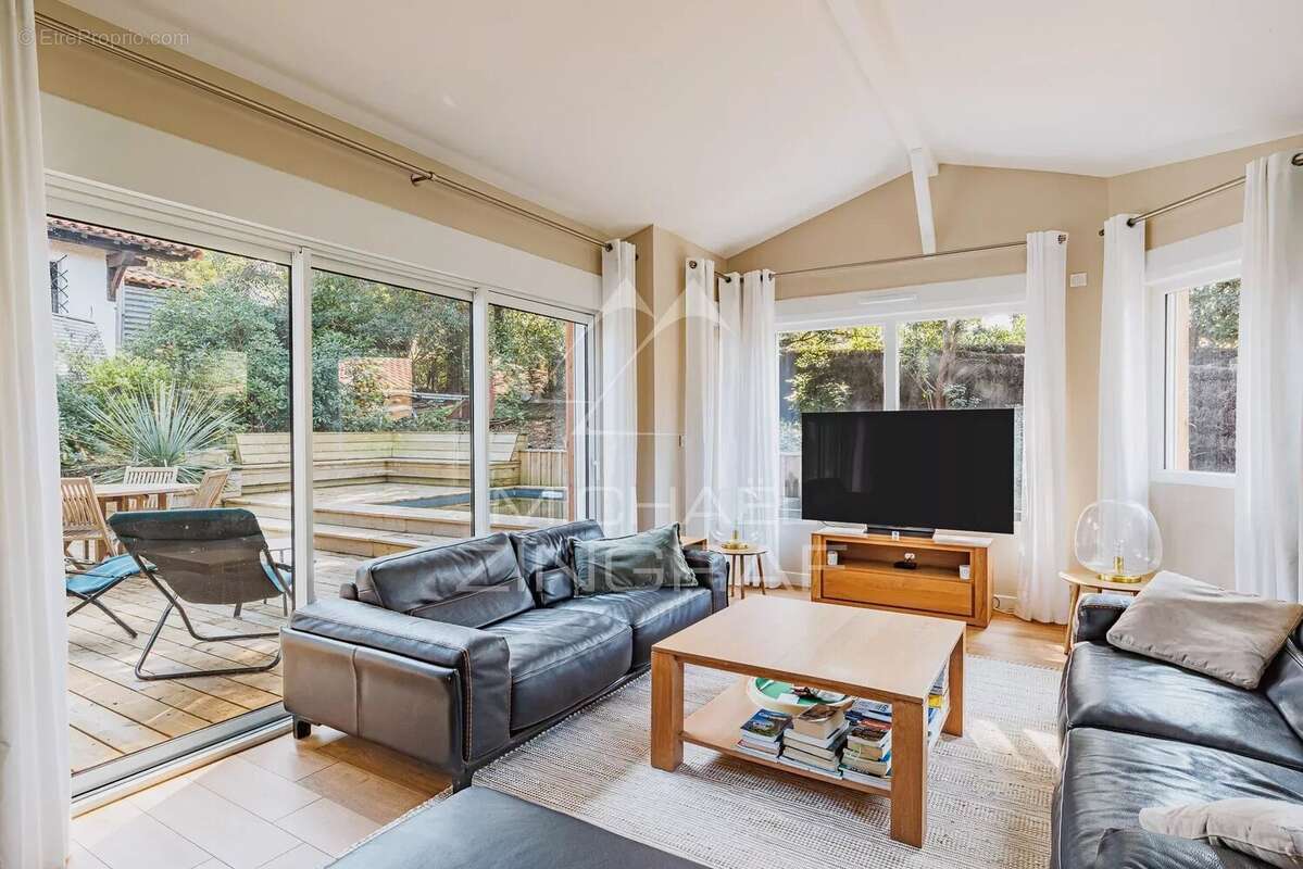 Maison à LE BOUSCAT