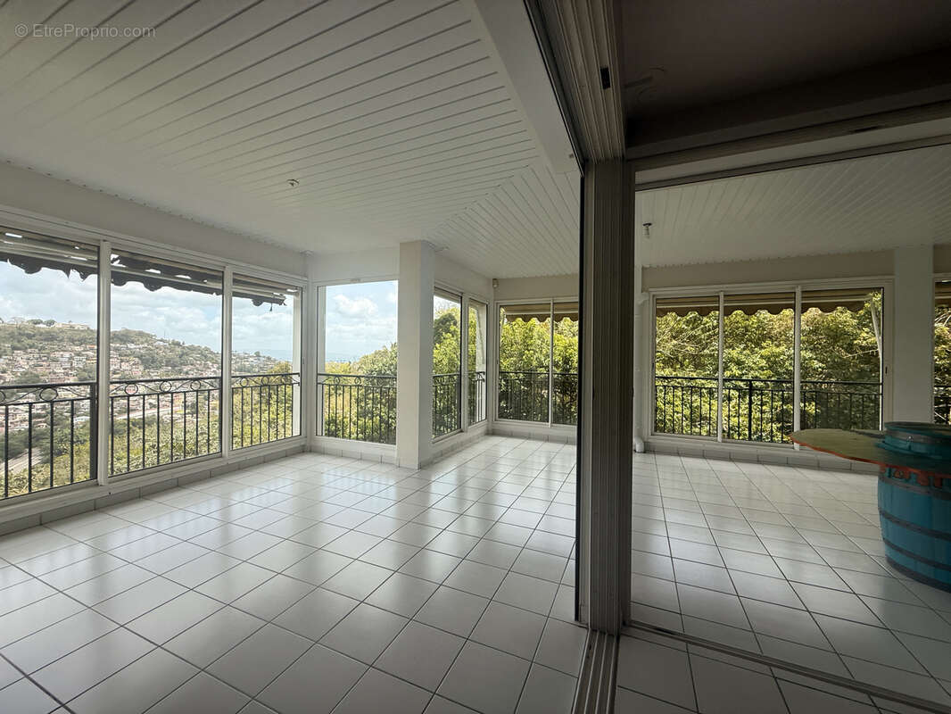 Appartement à FORT-DE-FRANCE