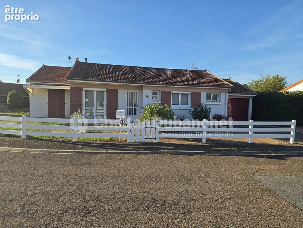 RIORGES, Maison Plain-Pied de 74.50 m² + 21m² - photo 1