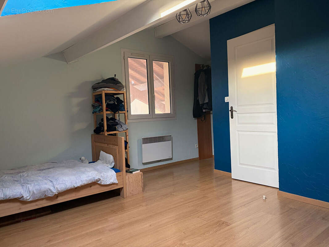 Appartement à LES CHERES