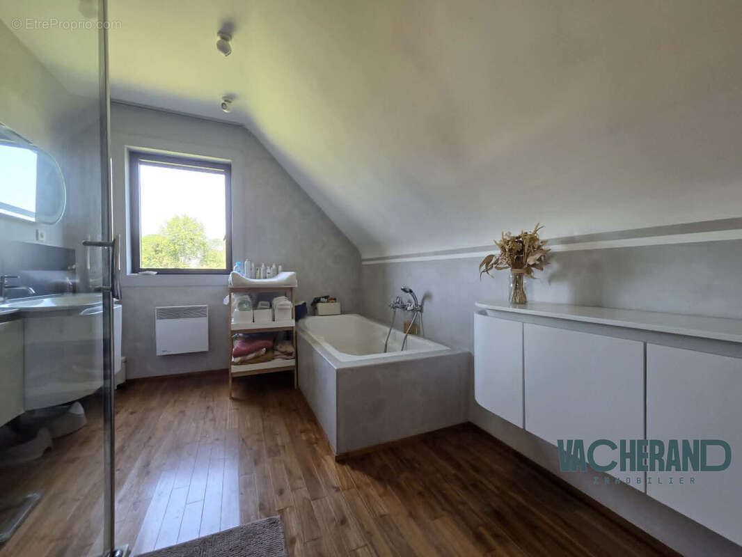 Maison 152 m² à Sailly-Sur-La-Lys  - photo 9